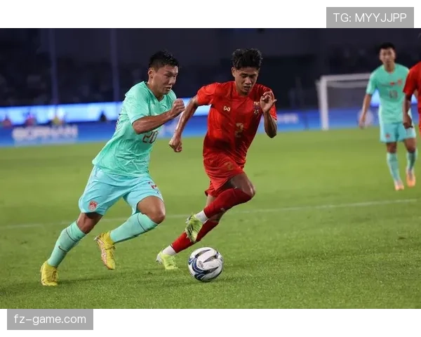 中国队勇夺亚运会足球赛冠军，书写历史新篇引关注